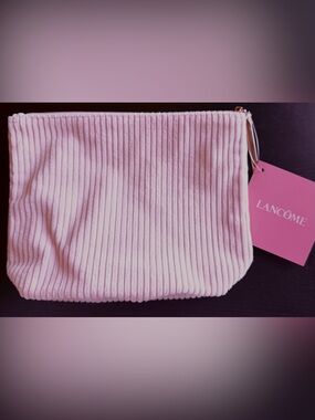 Lancôme pink makeup bag
